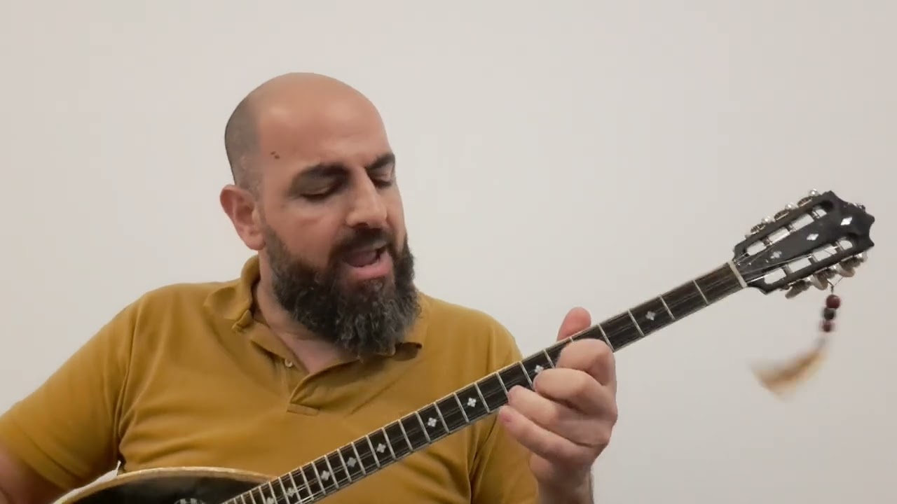 Σκύλα μ' έκανες και λιώνω