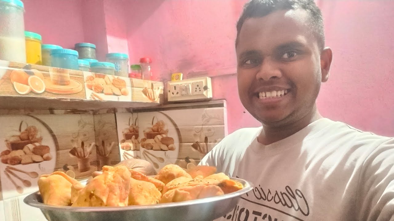 Aaj Ghar Me Samosa Bana 😊  Mummy Roni Lagi 😂