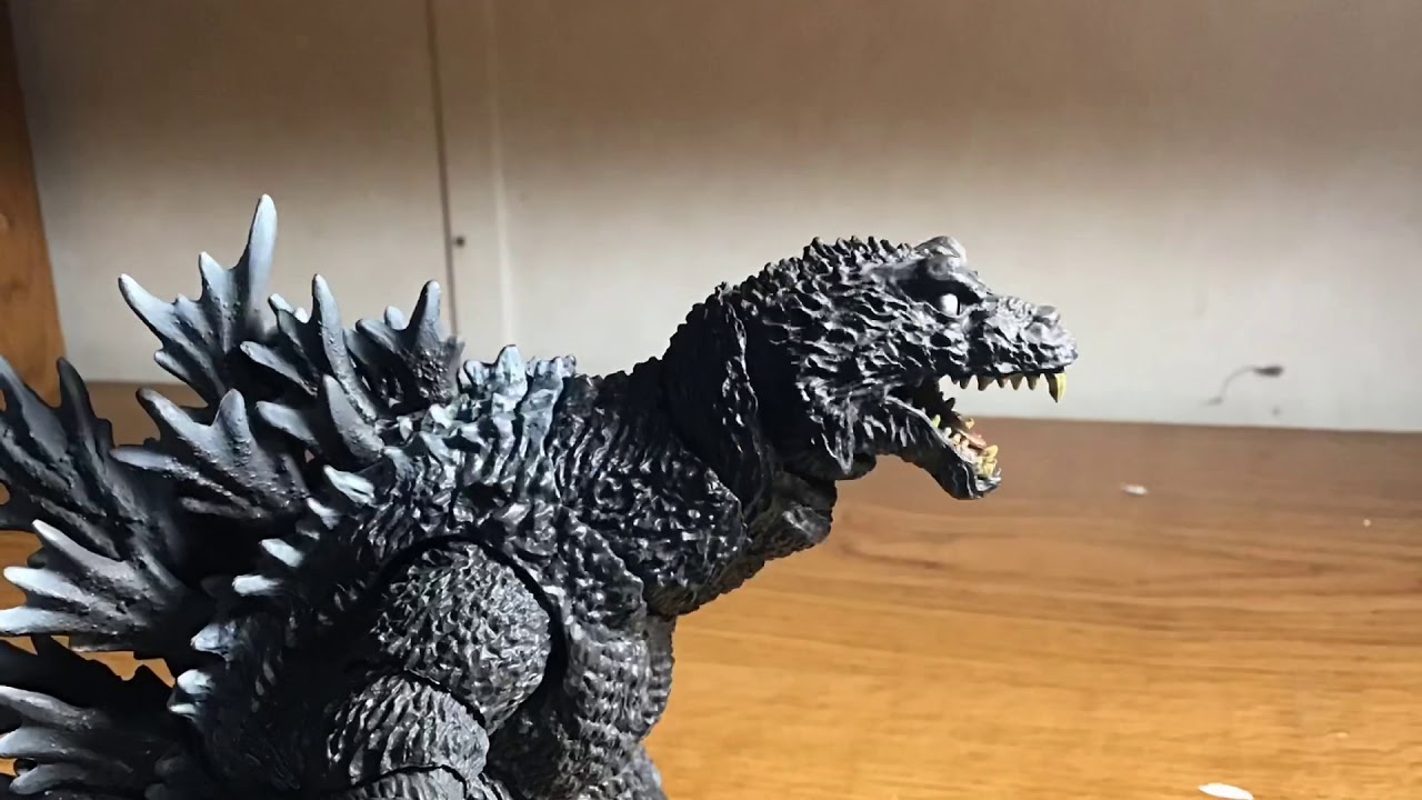 S.H.MonsterArt Godzilla 2001 Stop Motion Test (With Sound Effect)