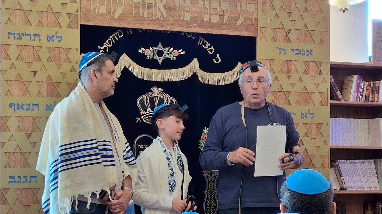 בית הכנסת הסלוניקאי ליד נמל תל-אביב - הענקת תעודה וברכת הכהן לאיתן בוהדנה הי