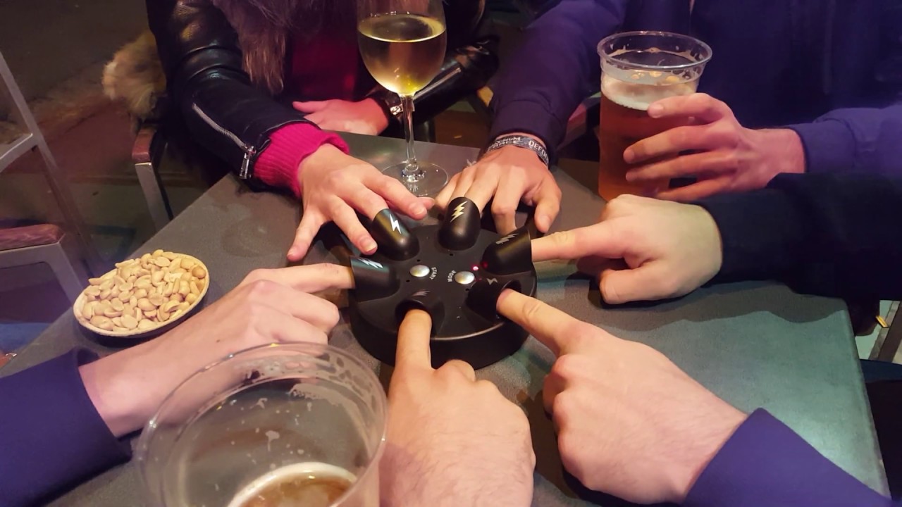 Jeu &agrave; Boire &eacute;lectrocution pour Ap&eacute;ro en festival