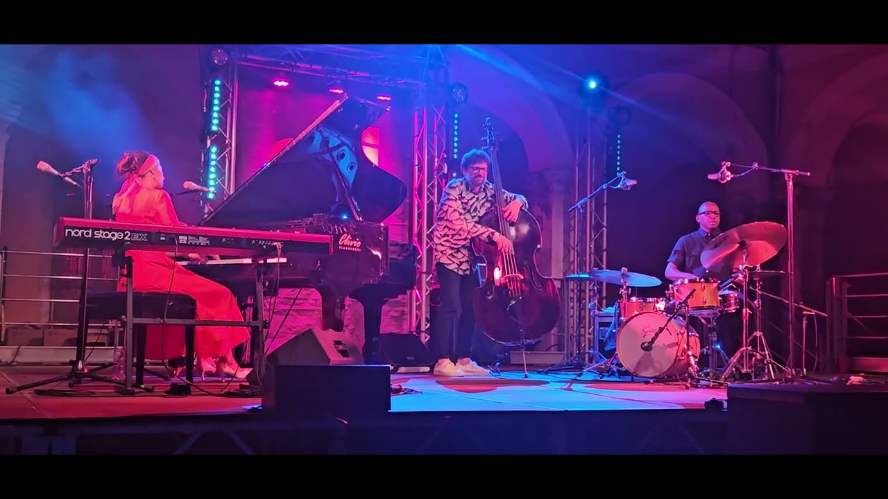 Concerto di Olivia Trummer trio.Muntagninjazz 2025