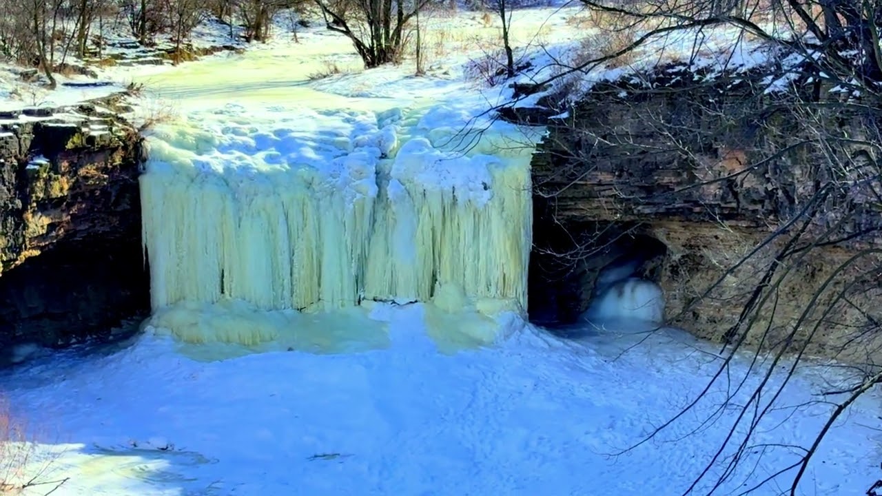 Lost in Wisconsin - Fonferek's Glen Frozen Falls