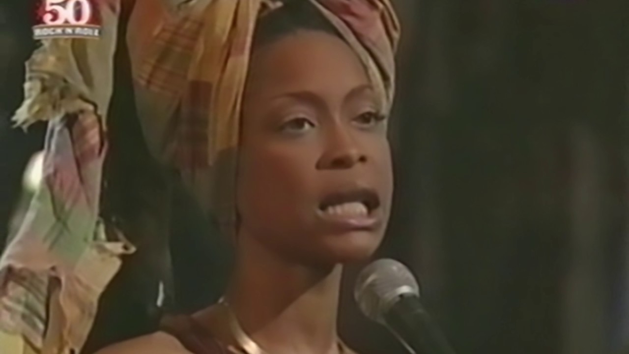 Erykah Badu - Appletree &ndash; (Live)