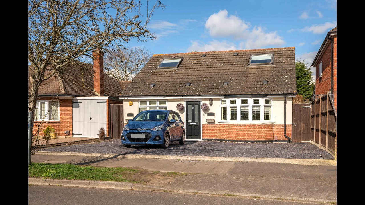 Ash Road, Shepperton