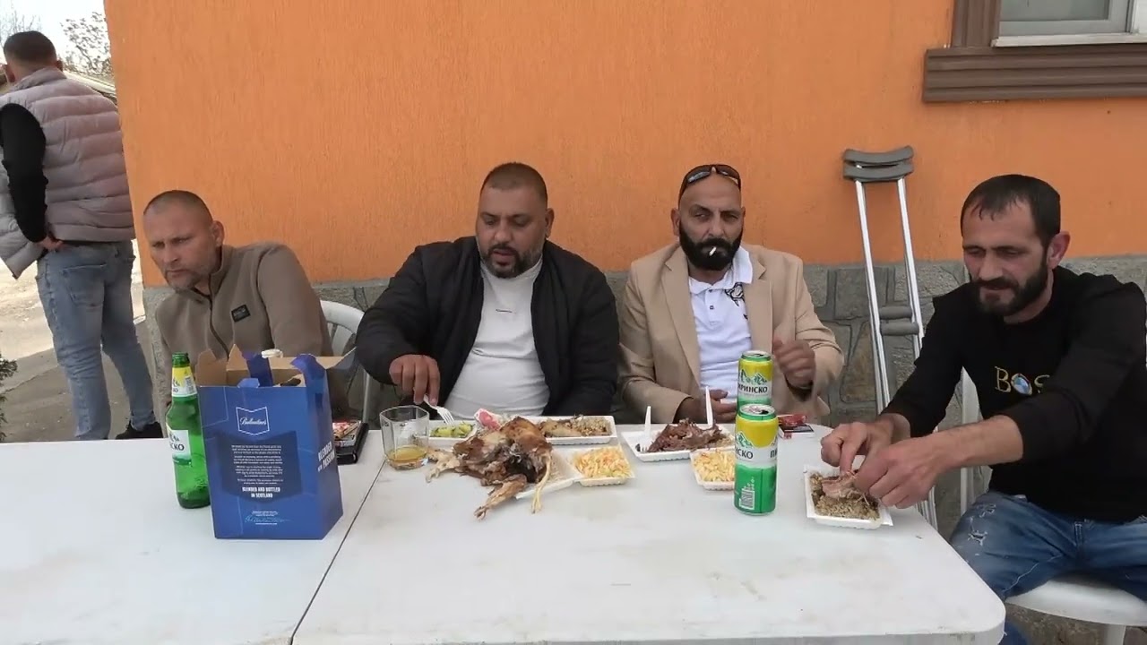 двама братя легендари обещано Adak Hamit Iskra 2025