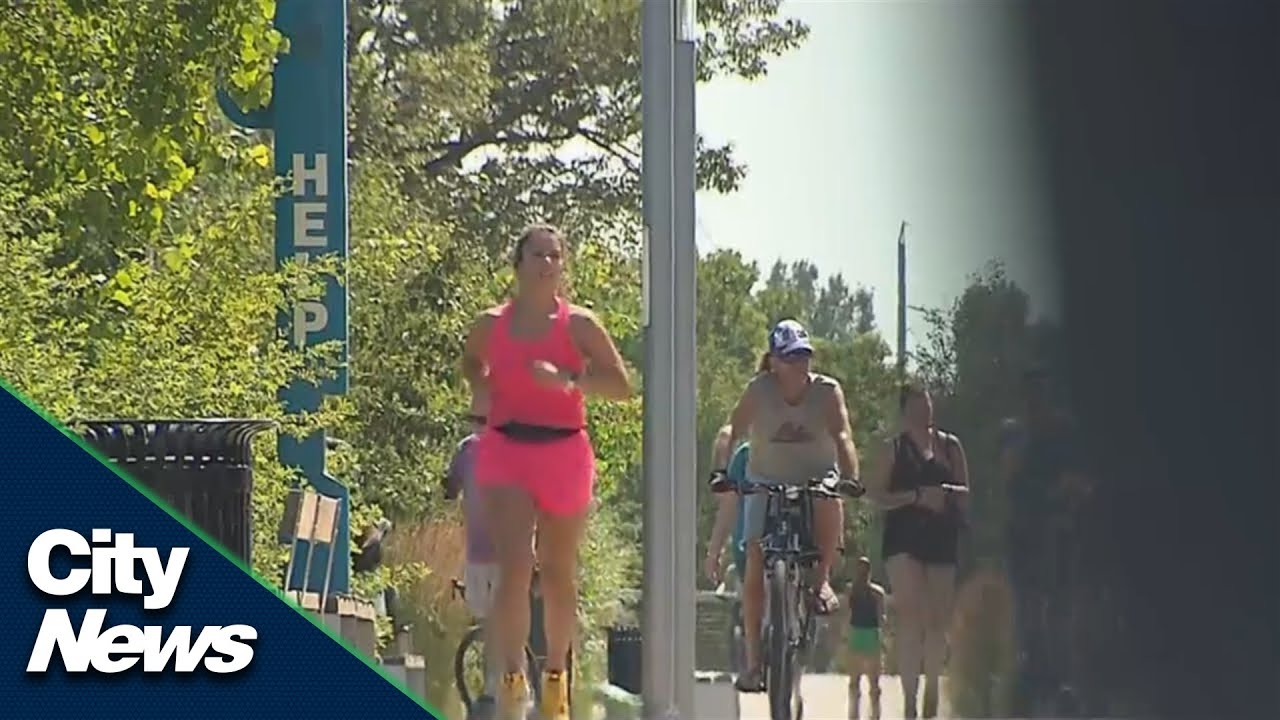 Calgary heat has people getting creative to cool off