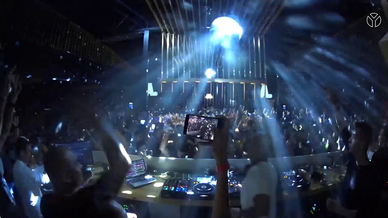 Dennis Cruz @ Cacao Beach 2017 Bulgaria