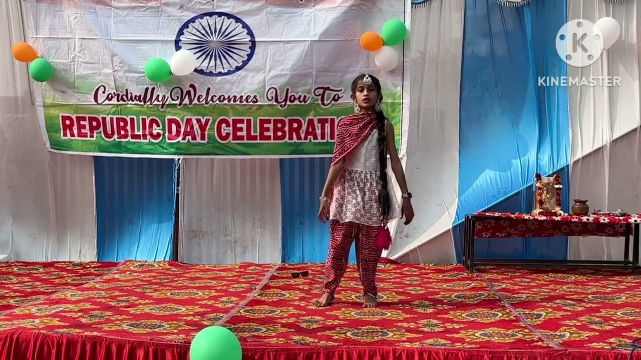 Kala chashma,mix song, dance by- Anushka