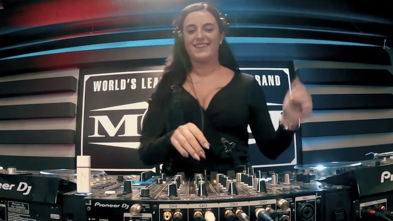 Lady Dammage & F Noize live in the Mix MOH