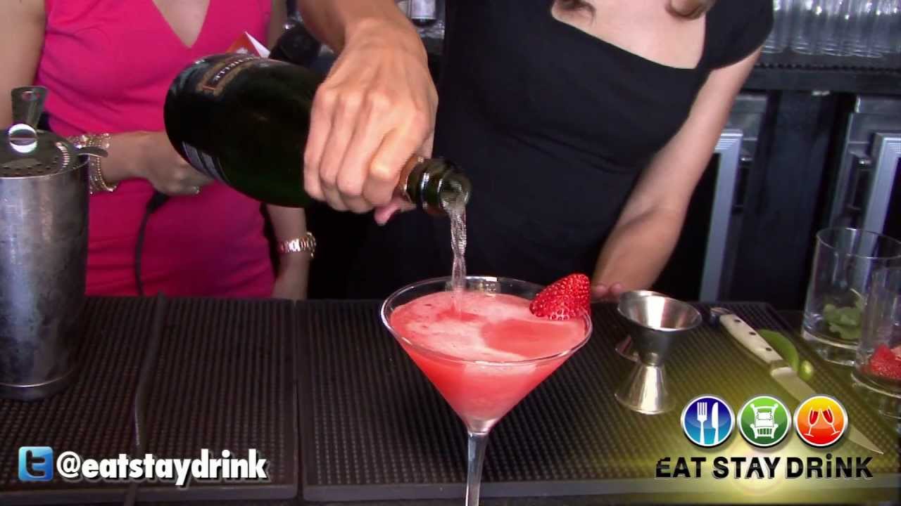 How To Make A Strawberry Martini