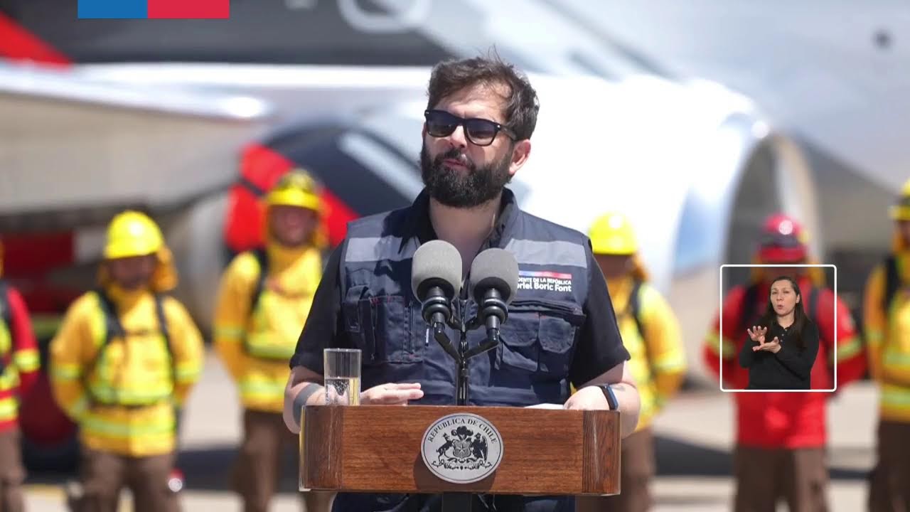 Llega a Chile Boeing 737 para combatir incendios forestales