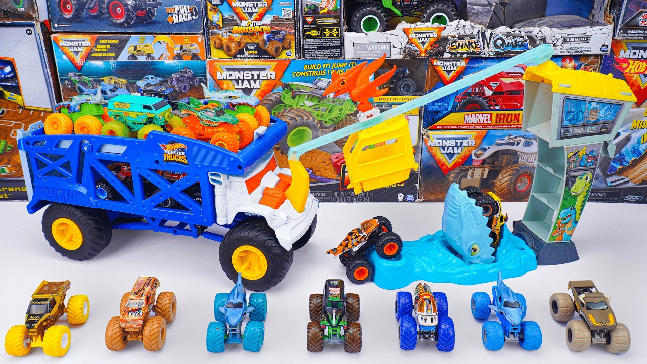 Monster Jam Collection Unboxing Review | Monster Trucks Tackle a Massive Pothole Race Challenge