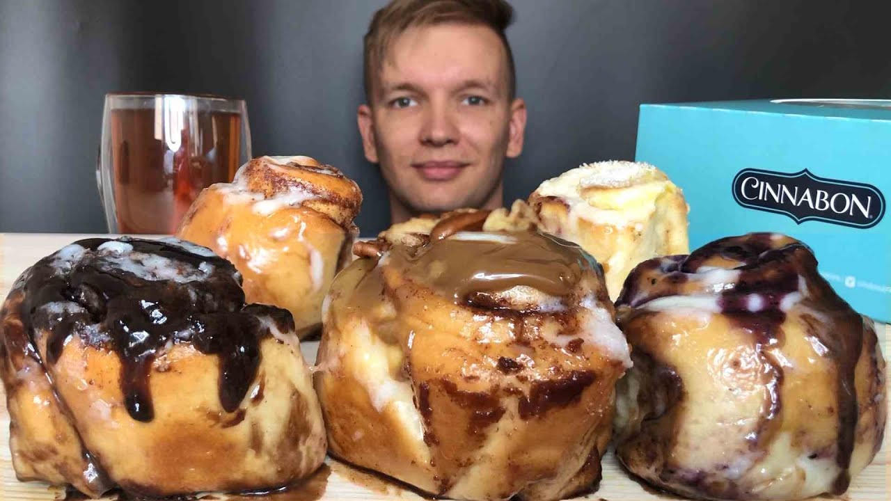 МУКБАНГ СИННАБОНЫ | 5 видов булочек Cinnabon🍫🍬🍇🍋🍮
