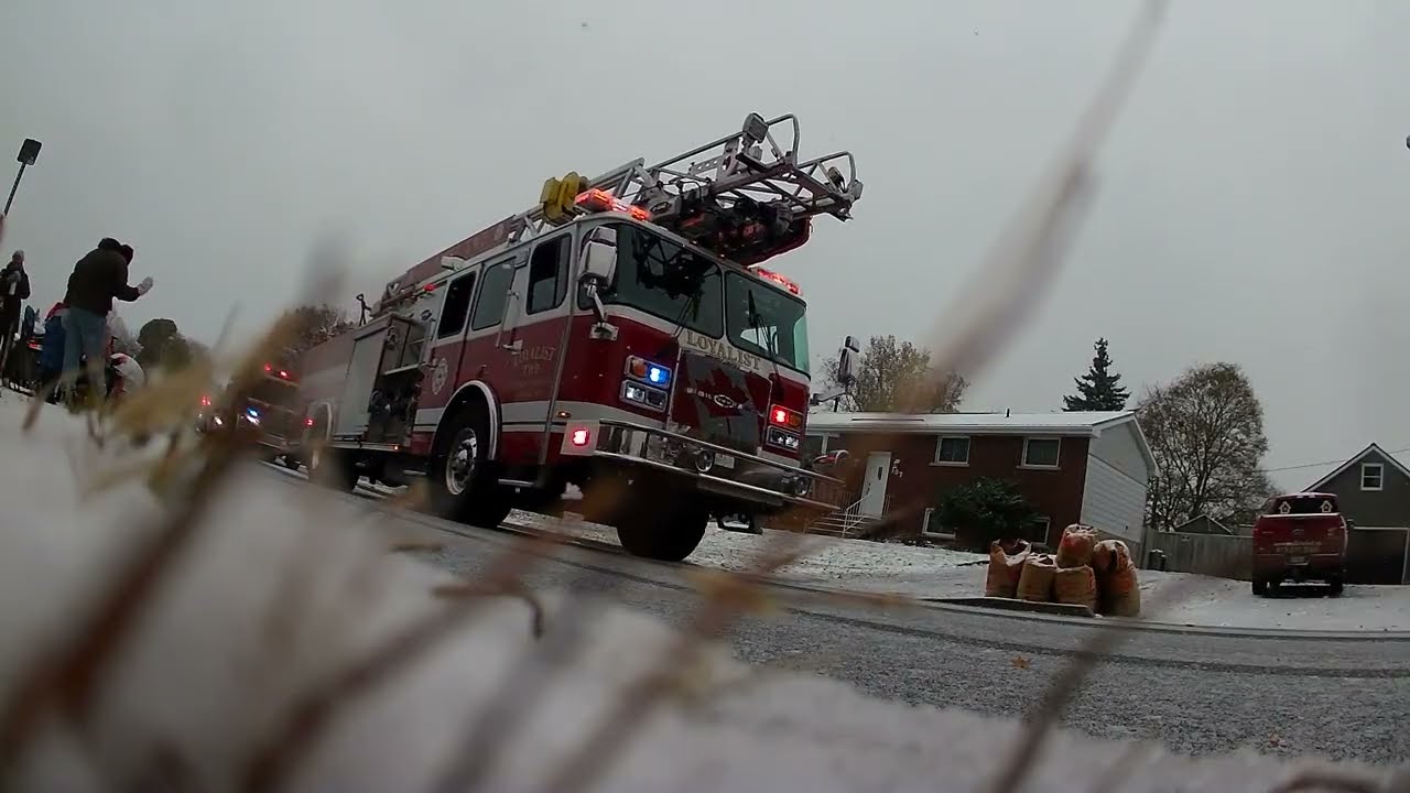 Amherstview Lions Club Santa Claus Parade 2025 | Full Holiday Parade Coverage