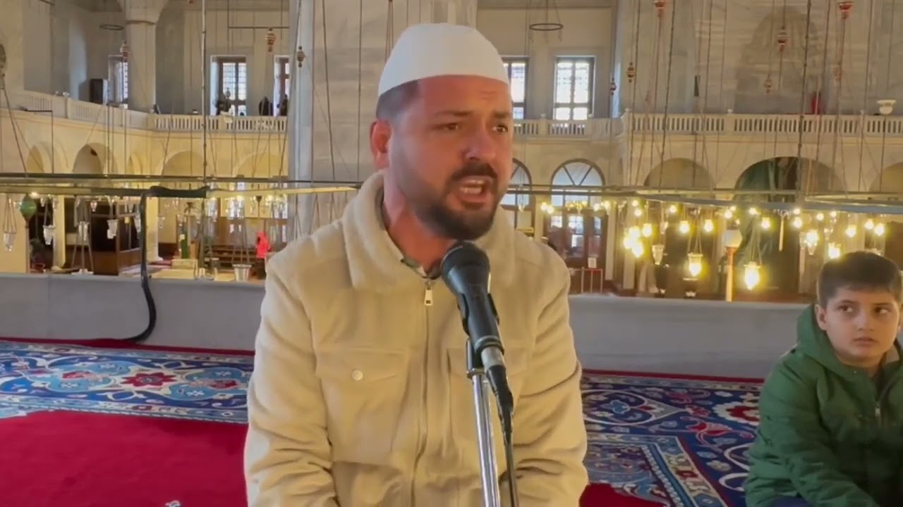 FATİH CAMİİNDE KUR'AN ZİYAFETİ DÜNYA BİRİNCİSİ HAFIZ NEBİ YAŞAR