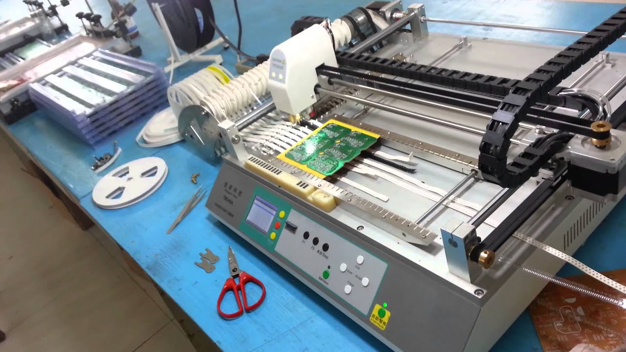 Pick and place machine TM220A, TM240A - Production line