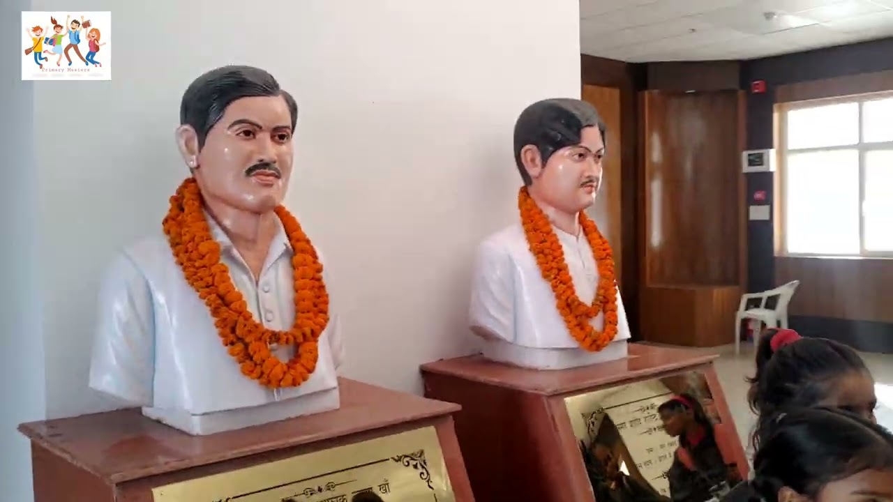 Visit to Shaheed Museum with students 👫👭👥🤩🏛️