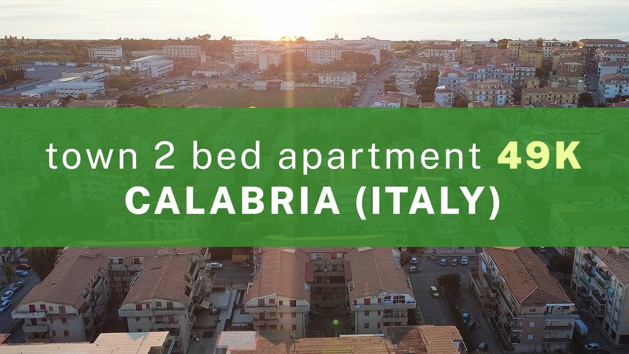Seaside town 2 bed apartment - Calabria (Italy)