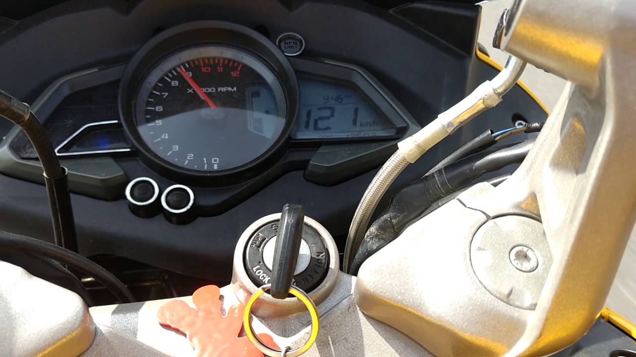 Pulsar 200rs top speed (almost 150kmph)