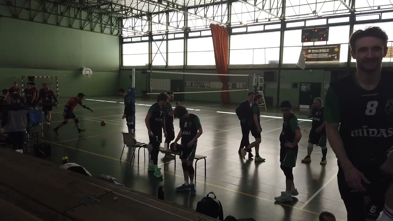 SET 1 CA PREND LA WIN CA AURA BIEN FOUTU LA MERDE DANS LA POULE ELLE EST TRES BELLE LES GARS