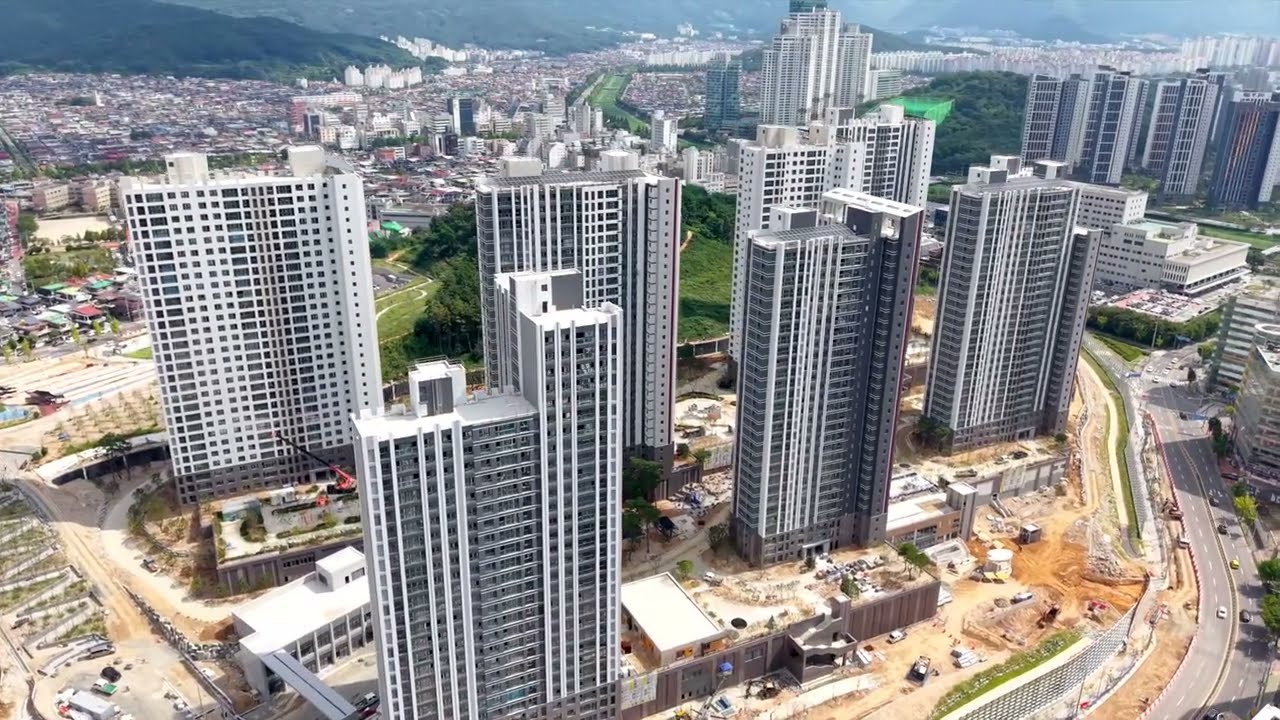 창원 사화 롯데캐슬 포레스트 항공뷰 (2025.10)