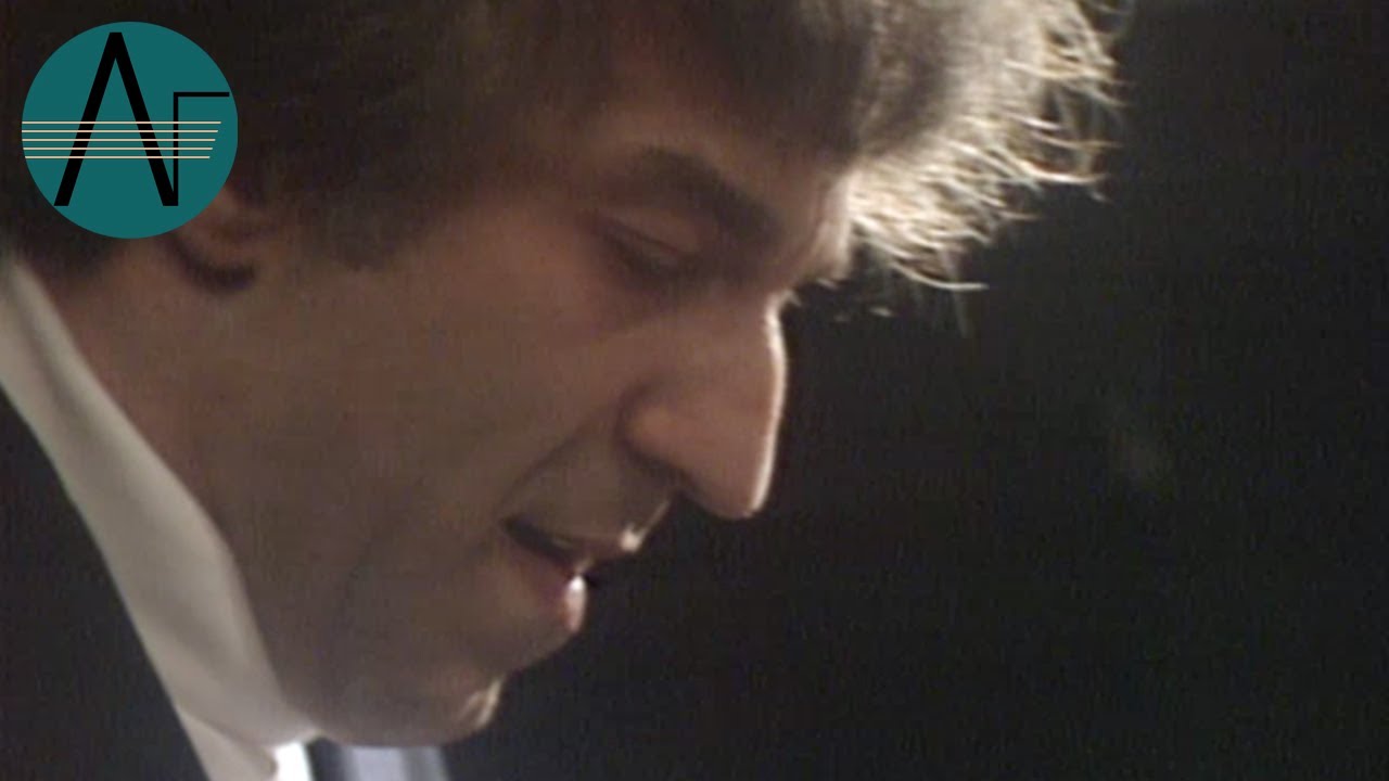 Vladimir Ashkenazy: Beethoven - Piano Sonata in C minor Opus 111