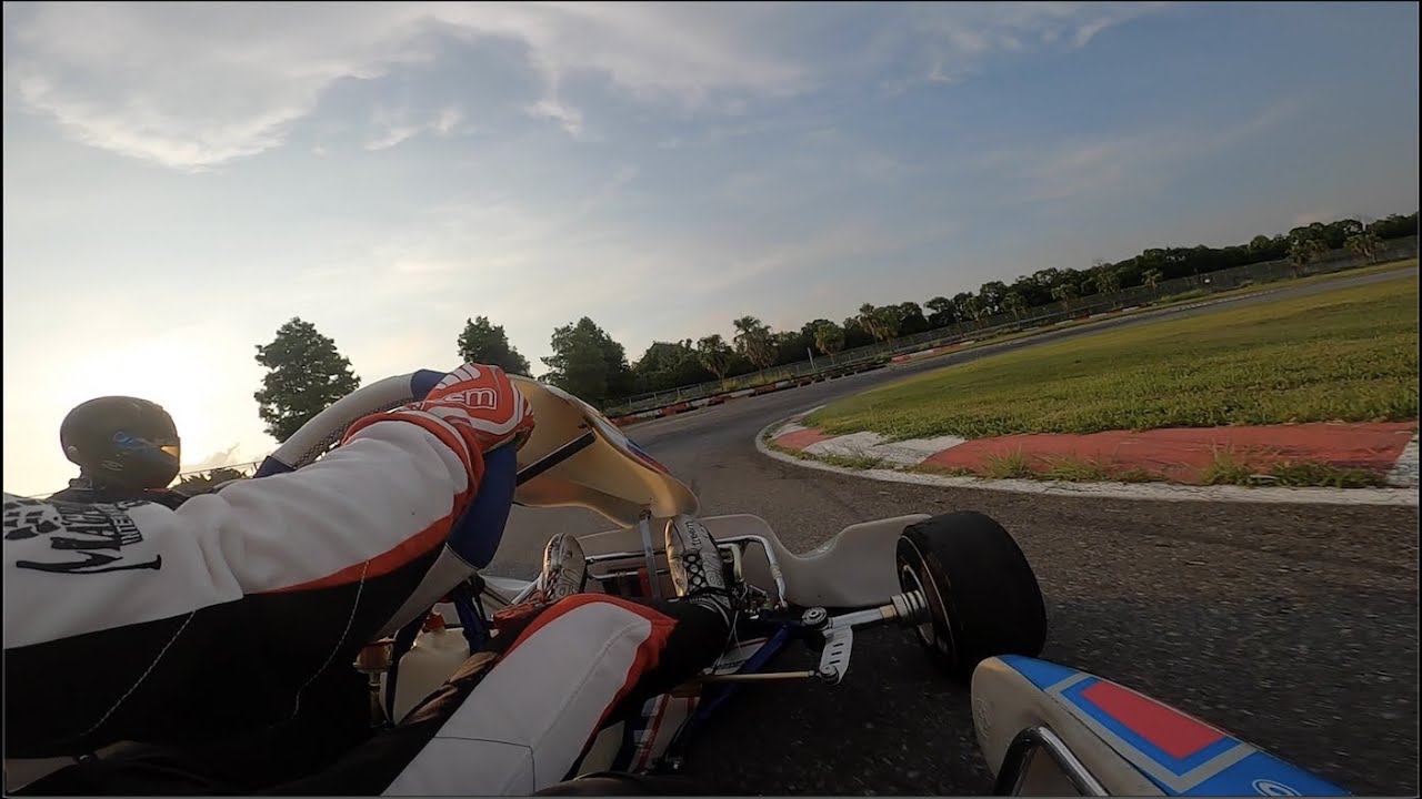 麗寶卡丁車比賽車練習 全台第一車手用光頭胎陪練 結果跑太快差點被撞?!