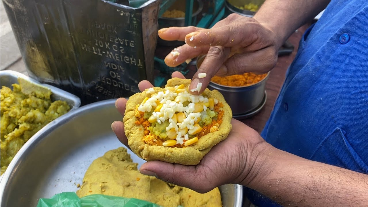 PIZZA BAATI || CHEESE & PANEER || INDIAN STREET FOOD || @ RS. 100/-