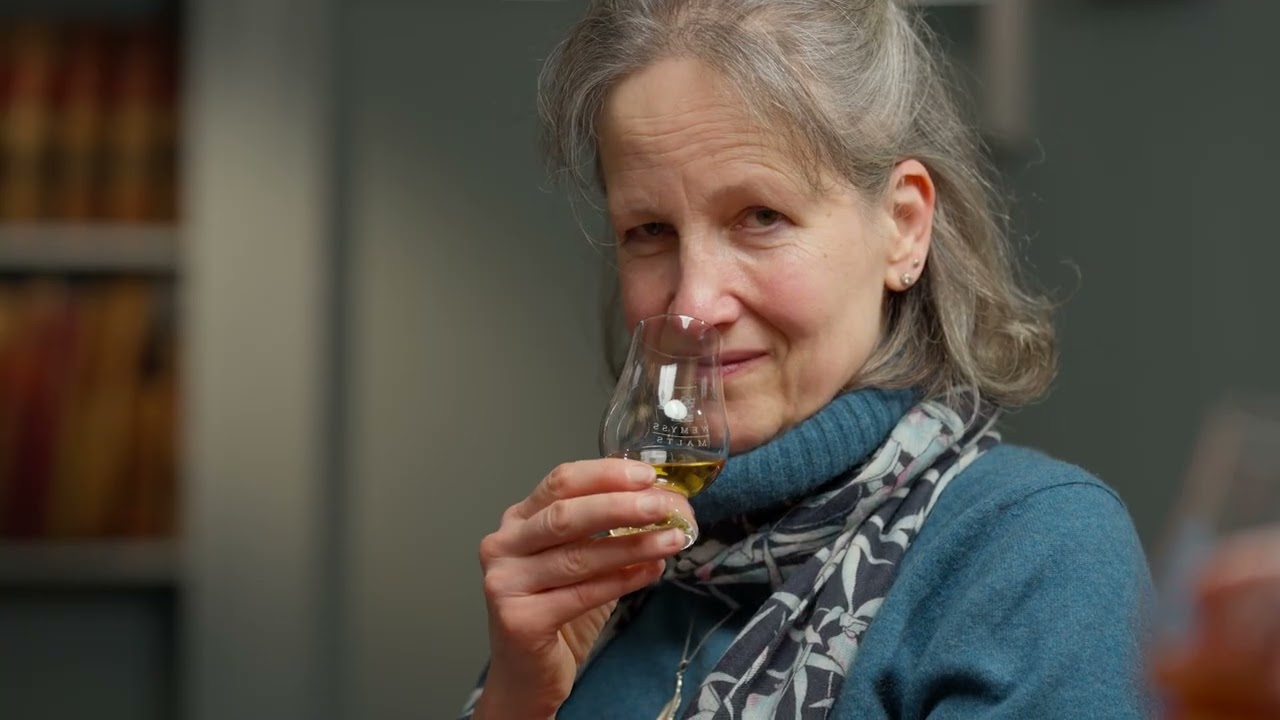Wemyss Malts - A Quarter Passed 25 YO - Tasting With Charlie Maclean and Isabella Wemyss