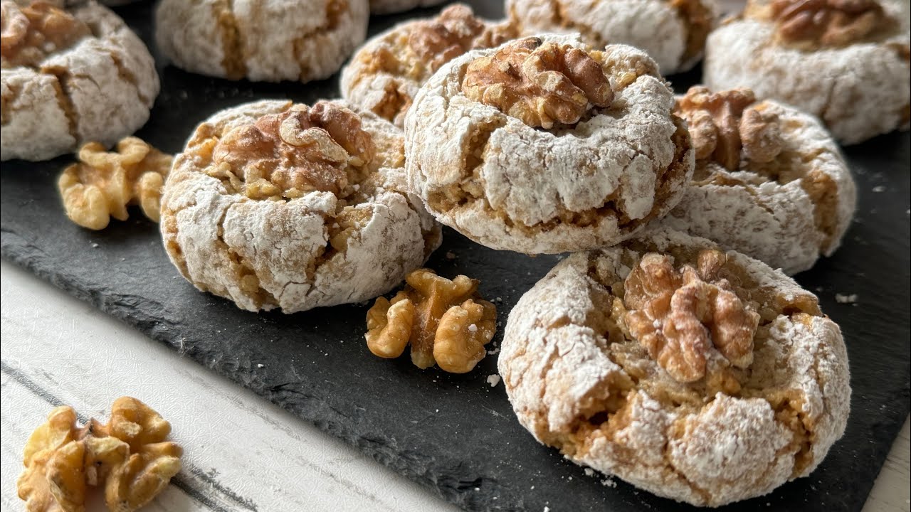 You Have To Try This Easy And Delicious Italian Walnut Cookies