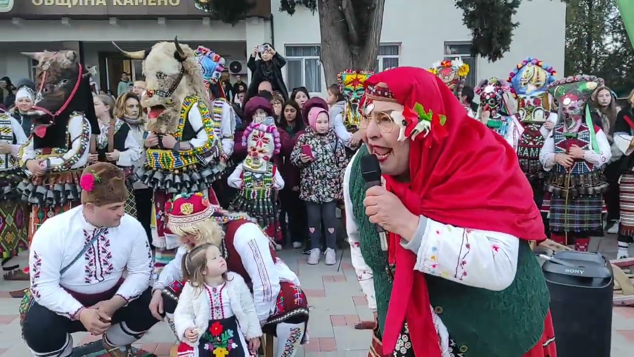 Традицията е спазена! Кукери гониха злото в Камено