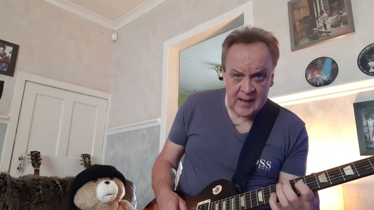 Jimmy McCulloch's version of Crossroads.