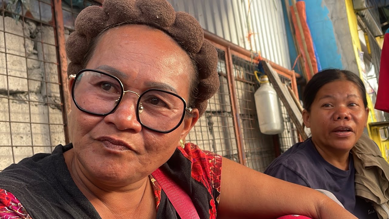 Are These Old Philippines Women in love with Me  I’m 23 😩