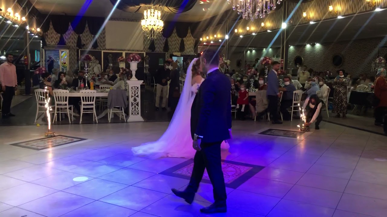 Fikrimin ince gülü İlk Dans Suna&Volkan