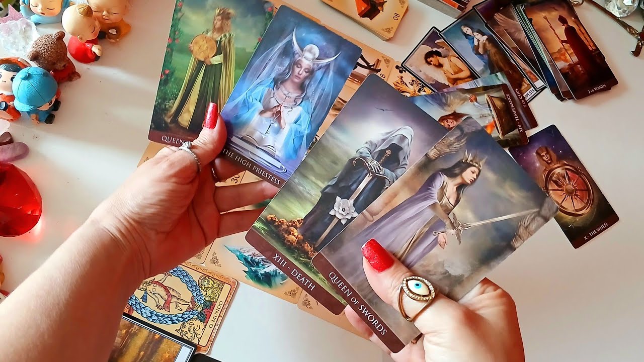 TRISTE 😢 ALGUÉM DESABAFOU COM UM(A) AMIGO(A) SOBRE VOCÊ #tarot