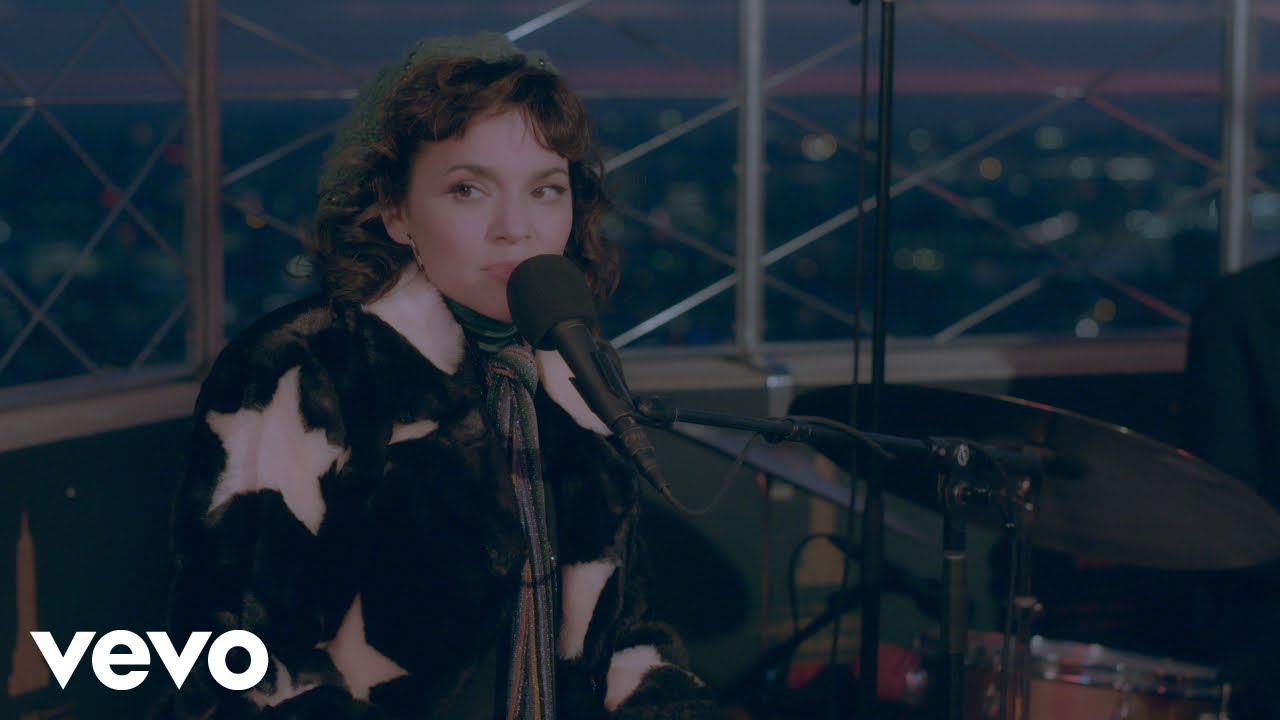 Norah Jones - Don't Know Why (Live At The Empire State Building)