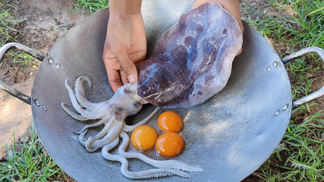 Easy Crispy Cuttlefish Cooking Recipe / Kdeb Cooking