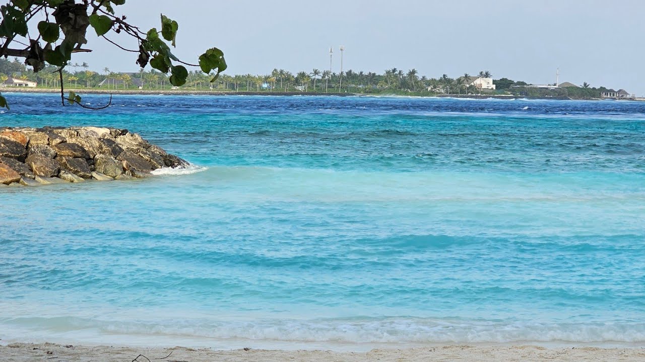 Our Wonderful Stay on Thulusdhoo Island - Maldives (Local Island)