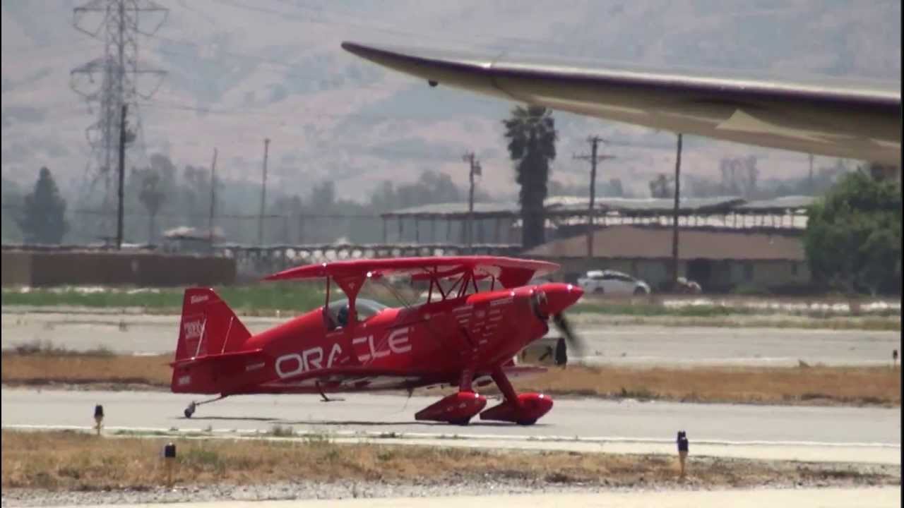 SEAN D TUCKER PLANES OF FAME AIRSHOW 2013