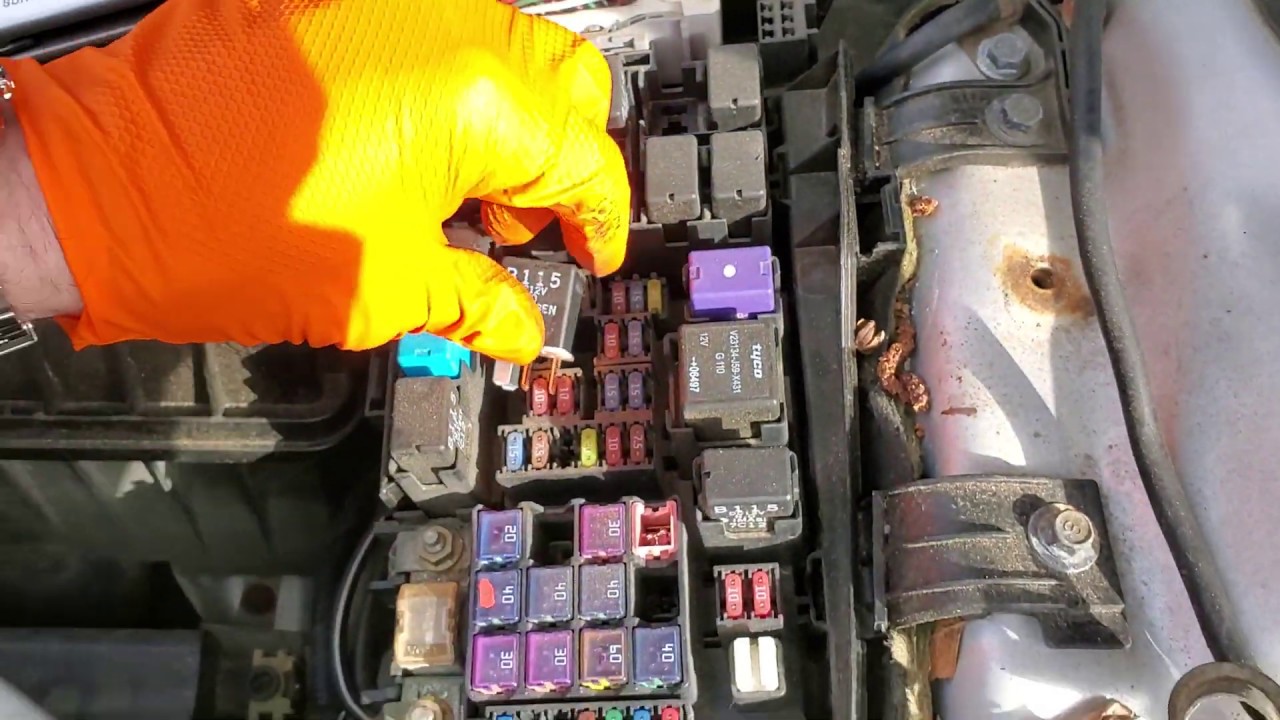 2008 Mazda 6 Horn Fuse & Horn Relay