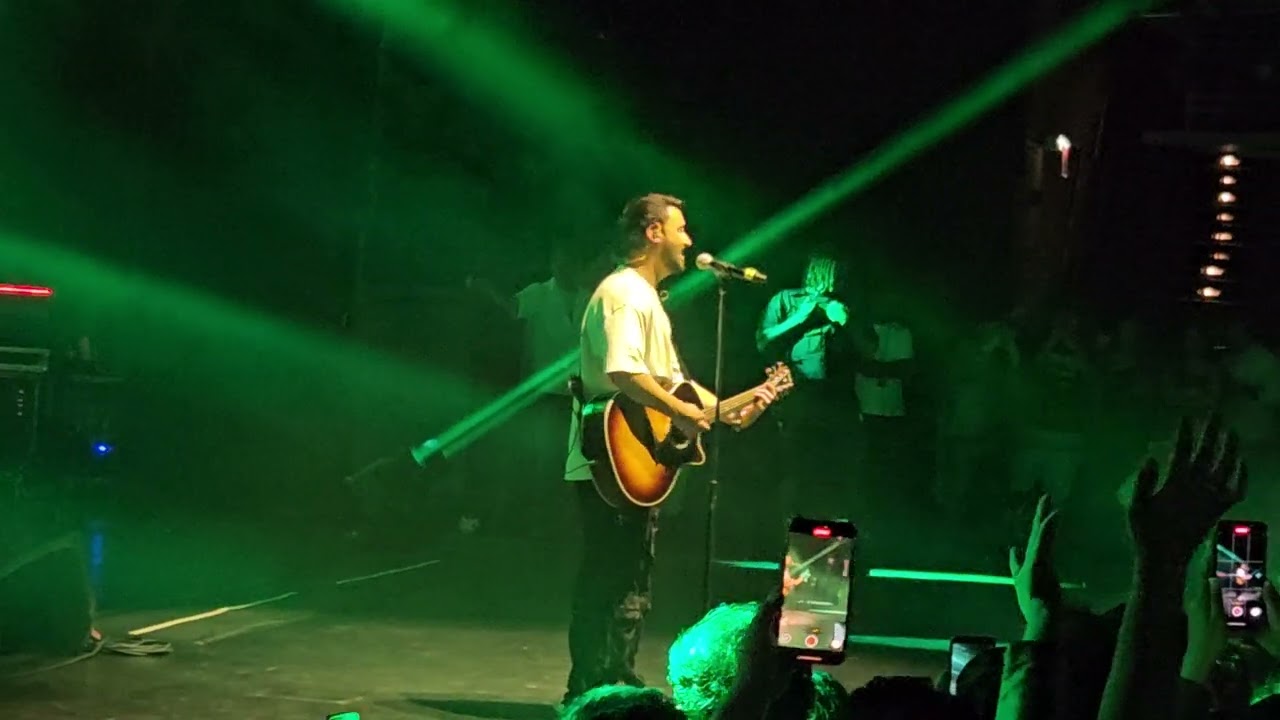 Atif Aslam live performance in Chicago 