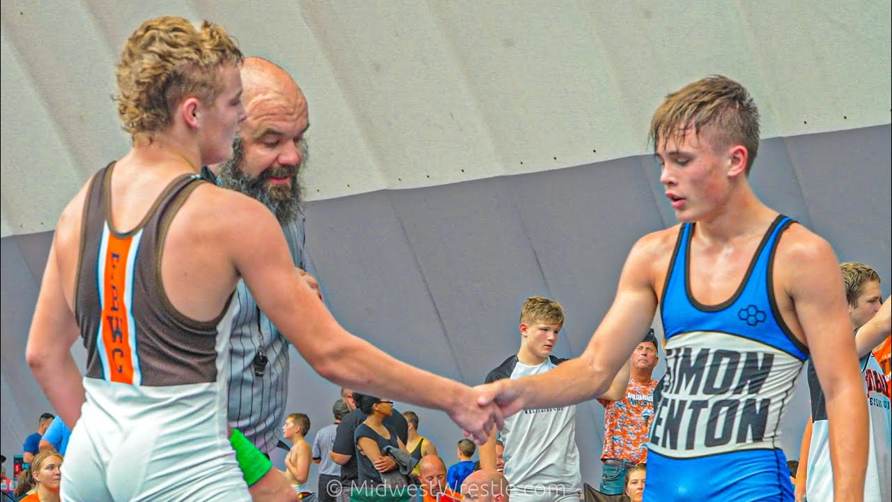 132 – Caleb Cooper {G} of Fight Barn IN vs. Brayden Blevins {R} of Kentucky Xtreme KY