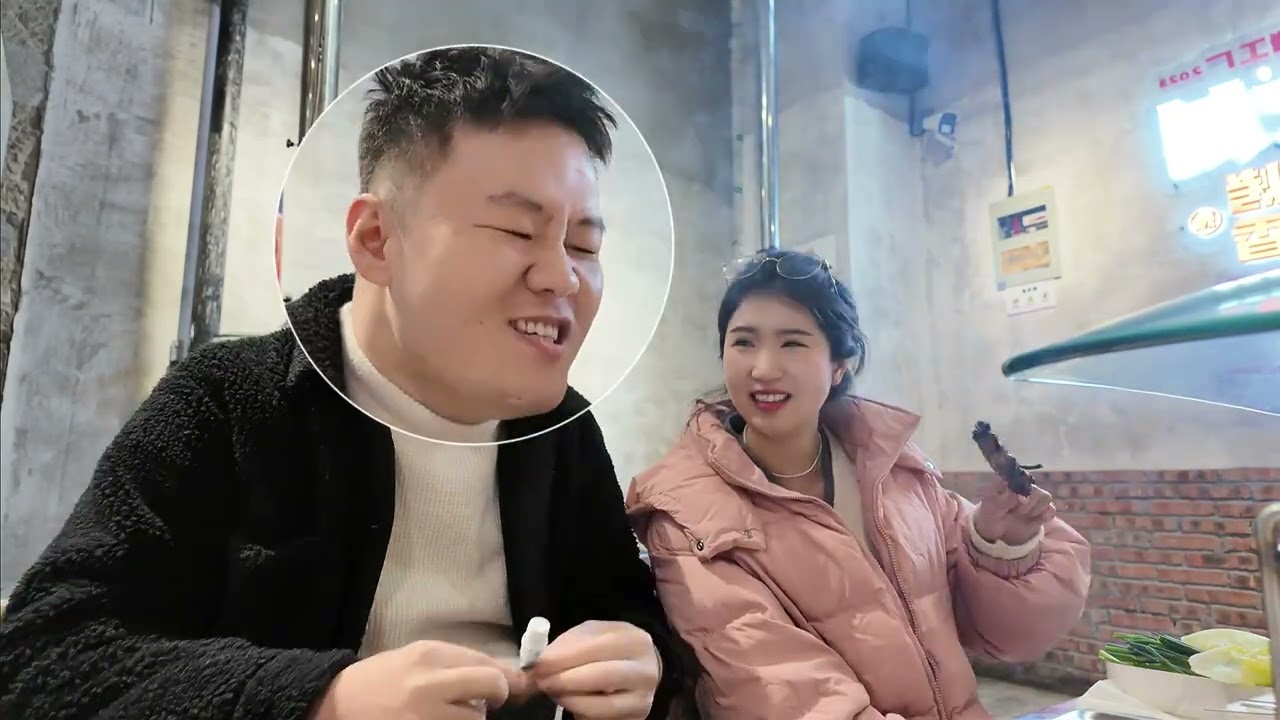 今天的舞台是园园的，两个病号去吃王大川自选烧烤，我要被她笑疯了#宝藏餐厅藏不住 #它唯一的缺点是本地限定 #艾特你的饭搭子请你吃 #阜阳美食 #这个烧烤真的很好吃的