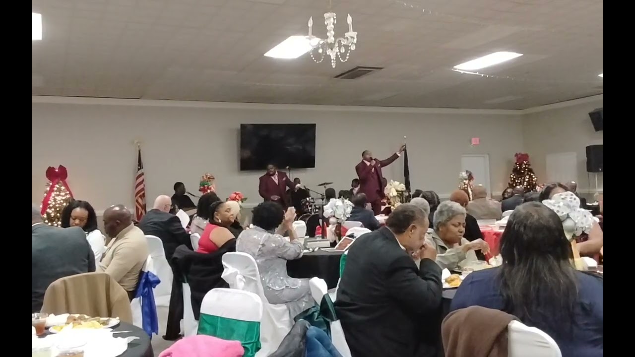 The Singing Crusaders live in Camden,SC @ The High Hill Baptist Church Christmas Gala