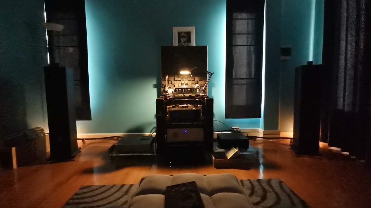 areial 7b, marsh msd400, lector zoe, audiolabs 6000n. polkadot and moonbeams.Ray brown & Ralph moore
