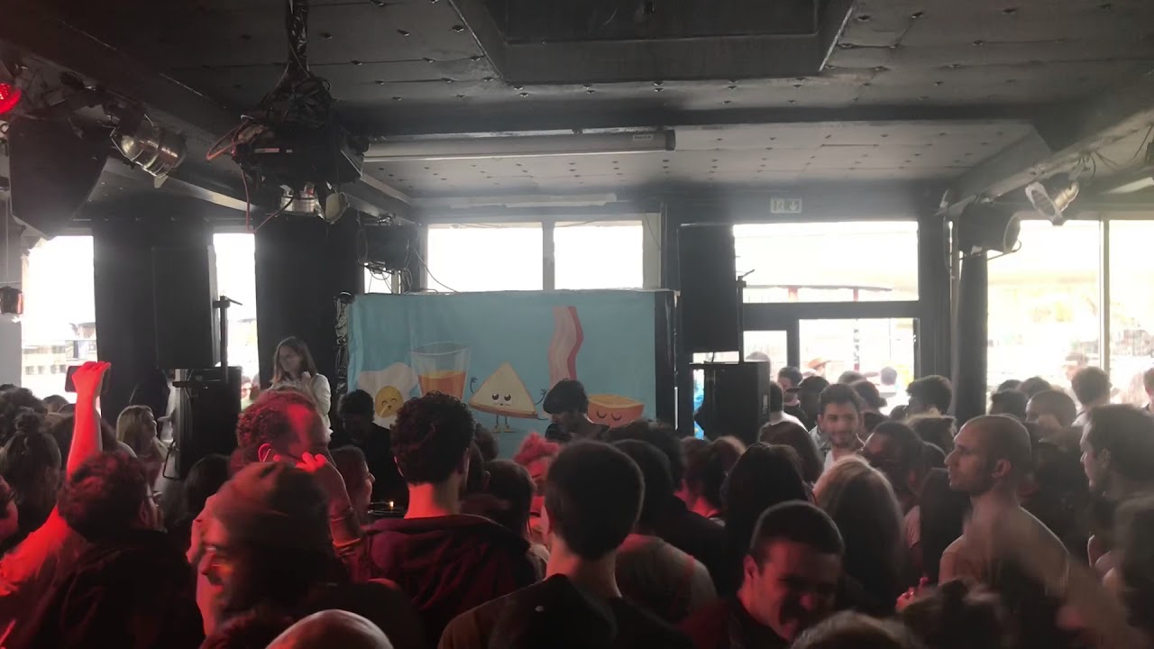 Onur Ozer @ Breakfast Club / Café Barge