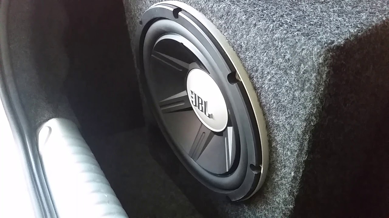 Subwoofer JBL Gto 1214 com JBL 400.4