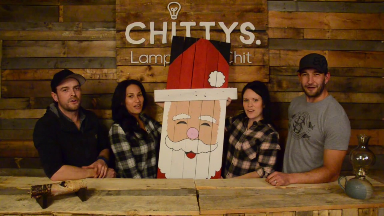 CHITTYS. Reversible Santa/Snowman Pallet Board Project