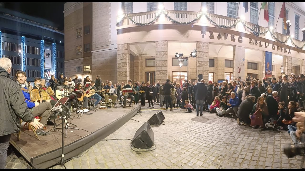 EtnoMuSa: su invito del Teatro dell'Opera, 01.01.2024, spezzoni dal concerto